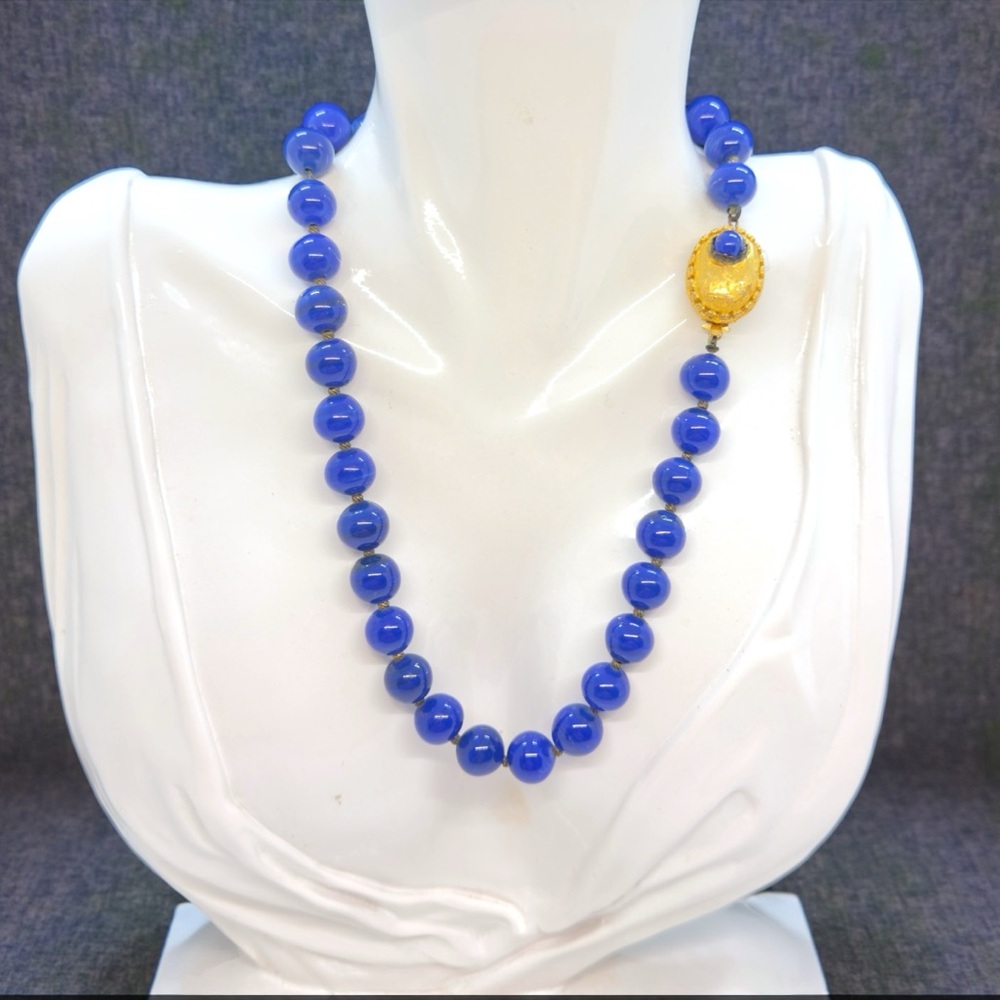 Vintage Blue Art Glass Bead & Gold Tone Clasp Choker Necklace